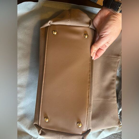 NWT Jessica Moore Suede Hobo Bag in Fawn - Picture 5 of 9